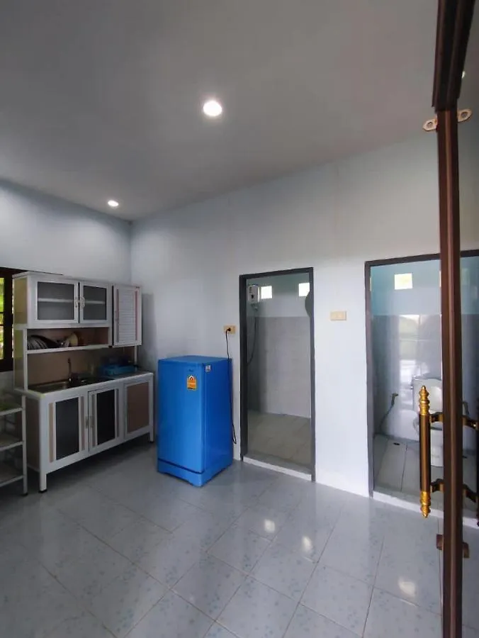Guest house Chalisa Bukit House Lanta Hotel Koh Lanta