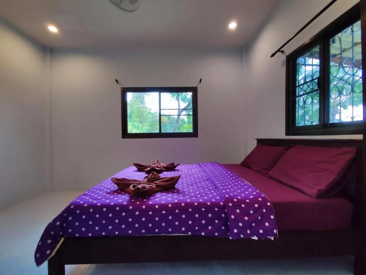 Guest house Chalisa Bukit House Lanta Hotel Koh Lanta