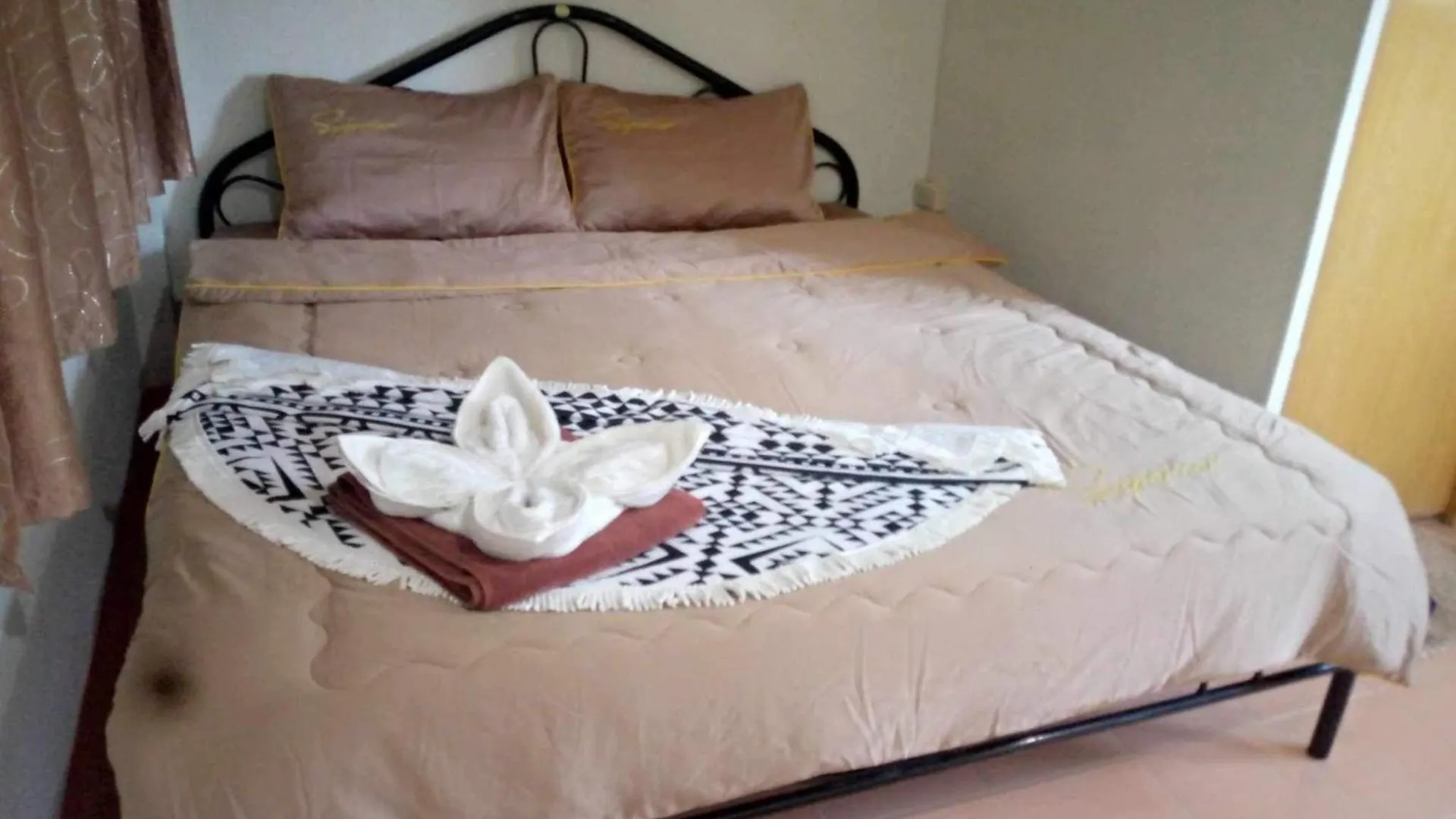 Chalisa Bukit House Lanta Hotel Koh Lanta Thailand
